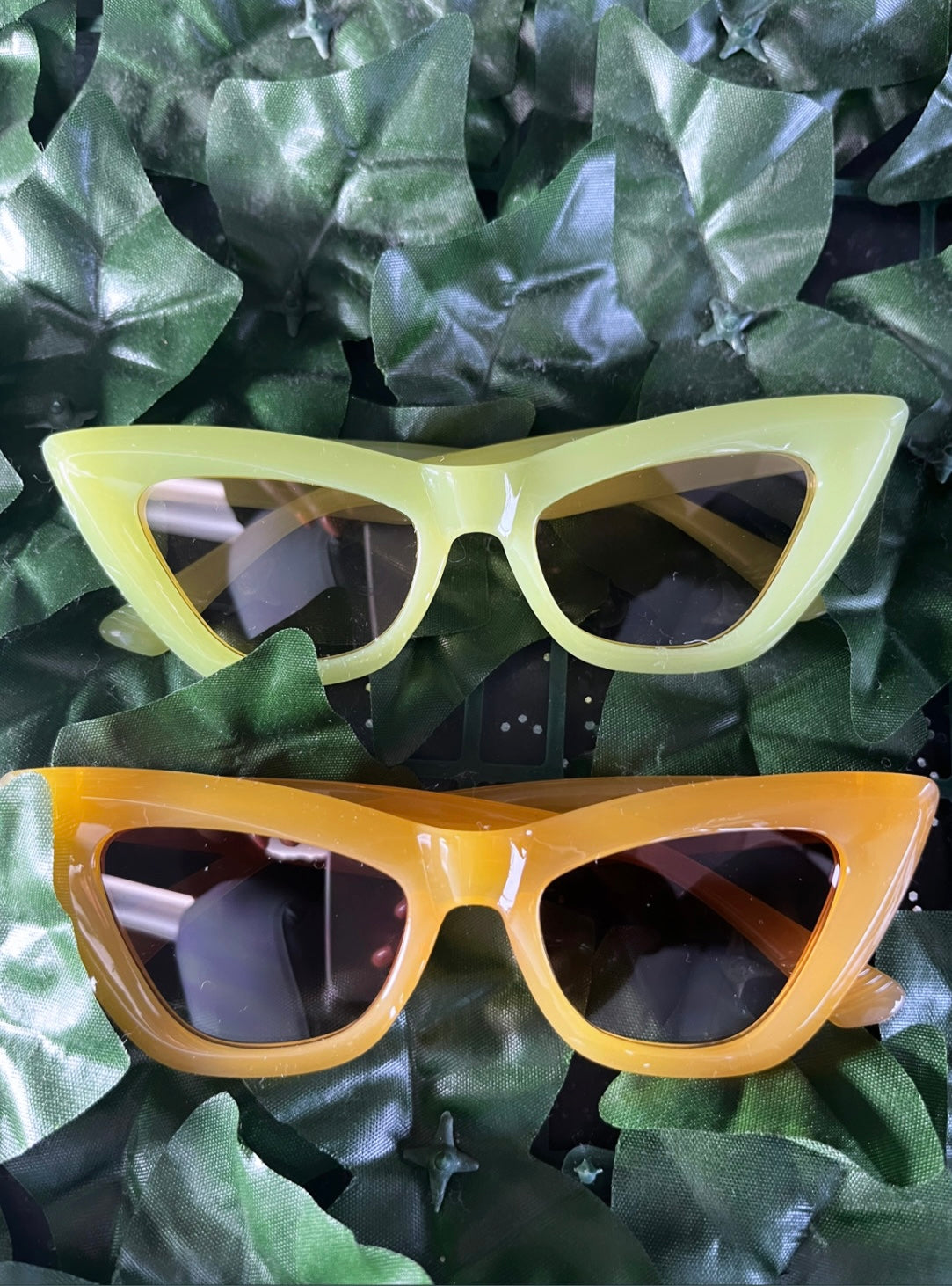 Retro Cat Eye Sunglasses